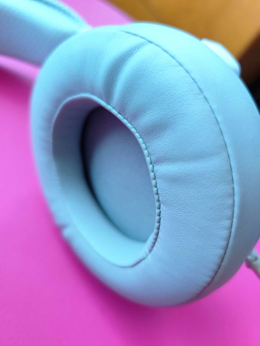 Геймърски RGB слушалки Genesis Neon 764