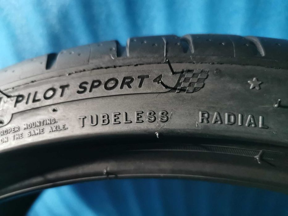 245/35 ZR20 - michelin 2 bucati
