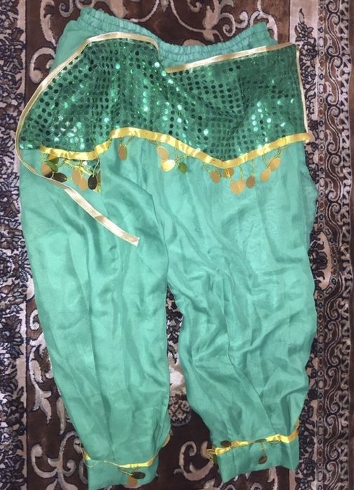 Детские костюмы новые