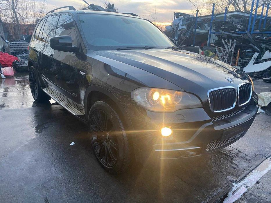 Dezmembrez bmw x5 e70 3.0 d M57/grup x5/bara x5/far x5/capota x5/