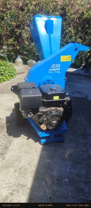 Дробилка за клони до 10см(под наем)