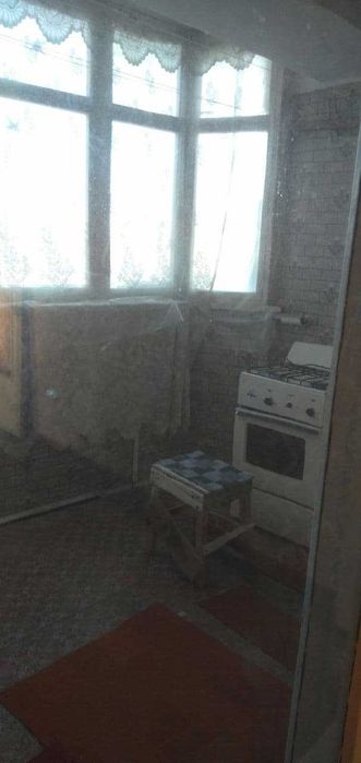 Продается квартира 1-комнатная.г.Зарафшан,11 мкр.