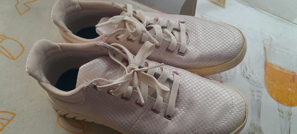 Розови кецове 39