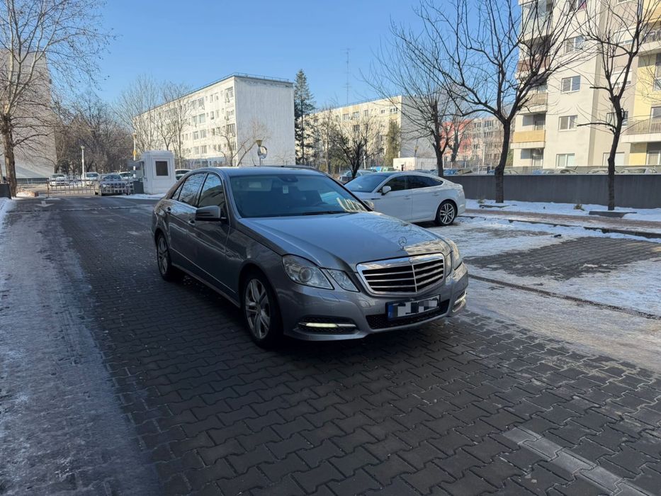 Mercedes-Benz E 220