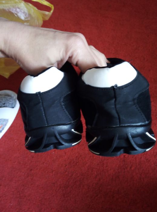 Продам подрасковые сапоги и красовки 41 размера