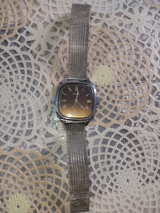 Наручные Часы " Восток " раритет, времён СССР..