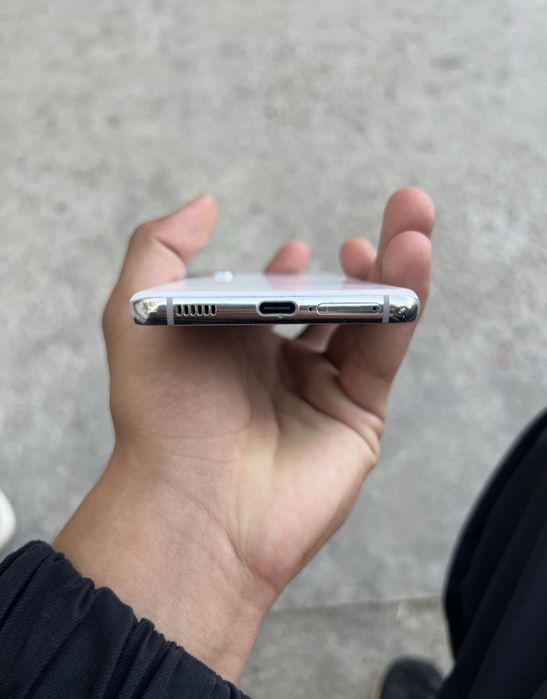 Samsung Galaxy S21 5G SOTILADI