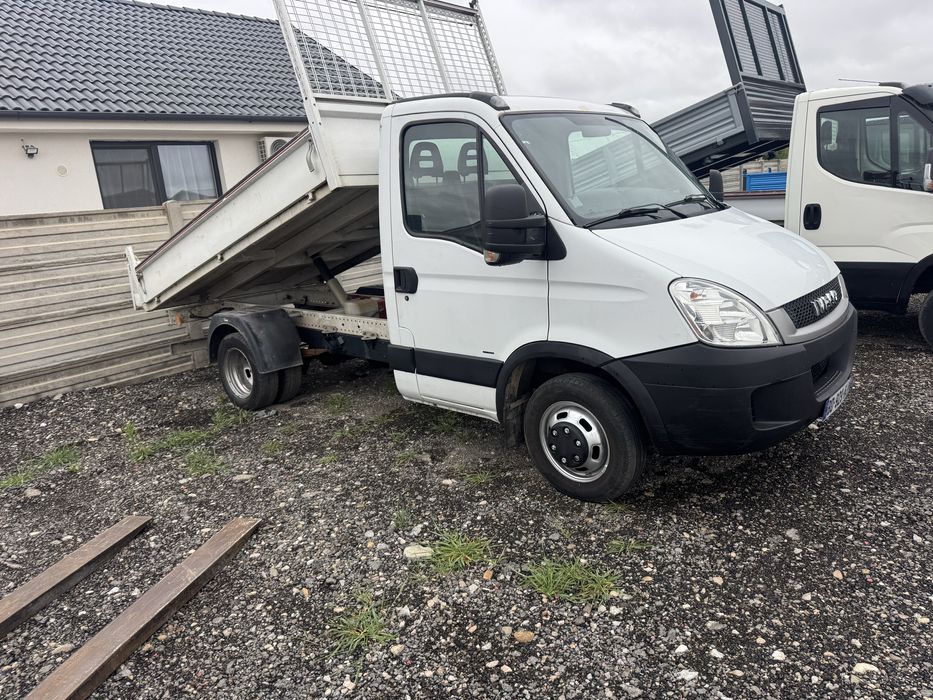 Iveco basculabil pe spate
