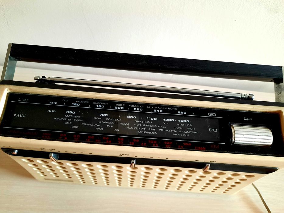 Ретро радио Philips