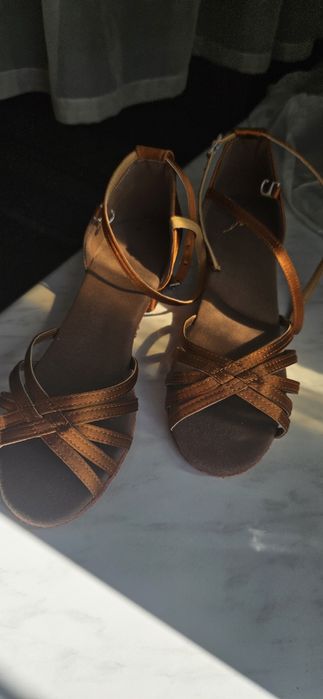 Танцевальные туфли 36 размер