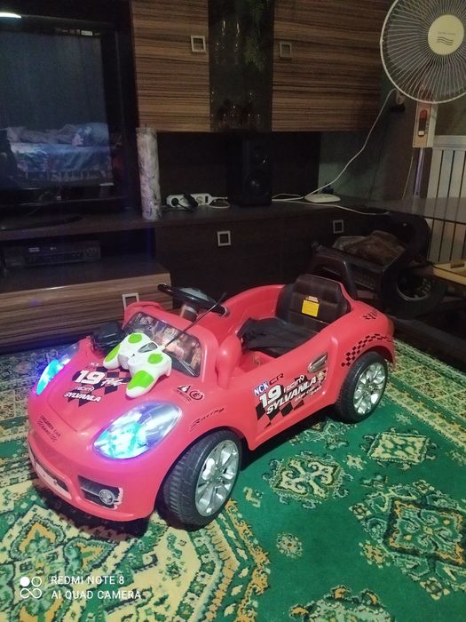 Детская машинка,столик(стульчик) детский