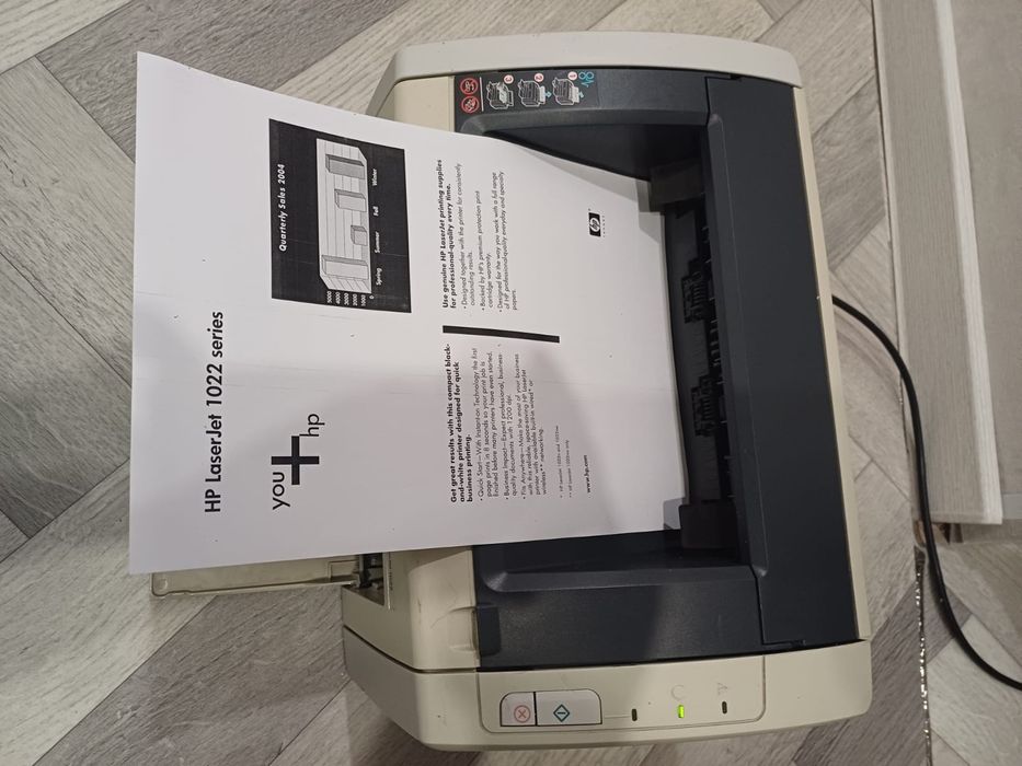 Принтер HP 1022 в рабочем состоянии!