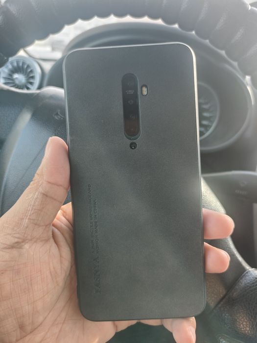 Oppo reno2 в хорошем сотстояний