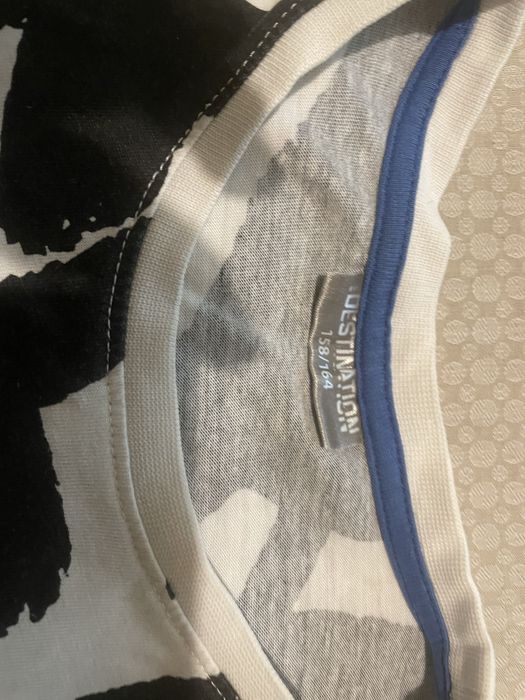 3 броя тениски по 3,50 лв. Всяка