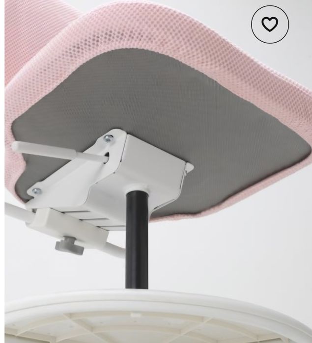 Детски- момичешки  въртящ се стол  с колелца