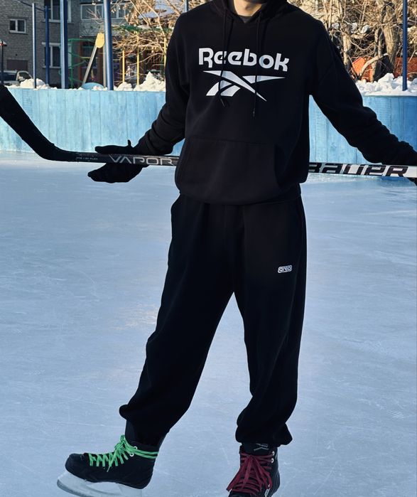 Продам коньки Bauer