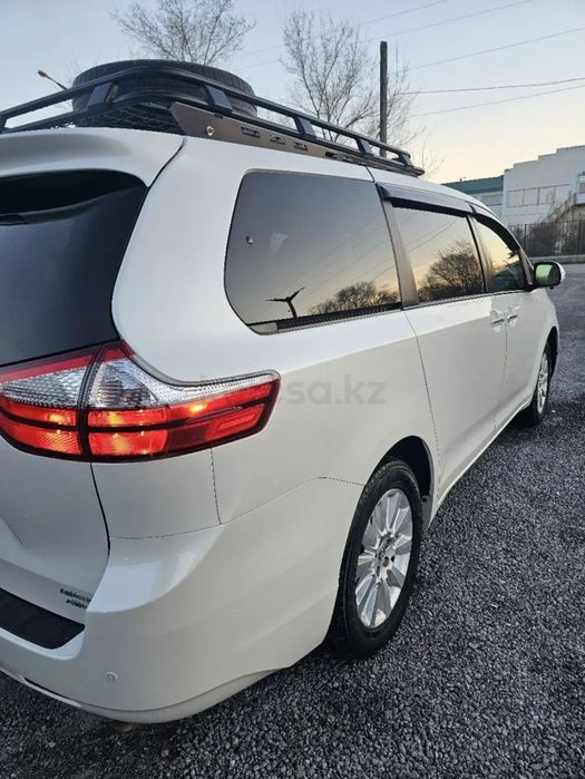 Продам багажник от сиенны