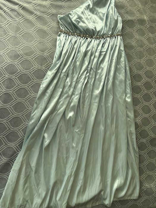 Рокля дълга L размер