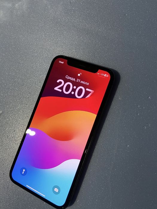 Iphone 11pro в хорошем состоянии