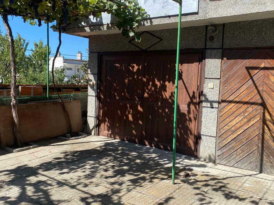 Продава се Етаж от къща в Карлово - 100 кв.м за 2200 €/кв.м - Снимка #18