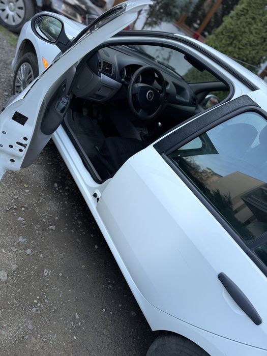 Renault Symbol 1.5 - consum mic!!