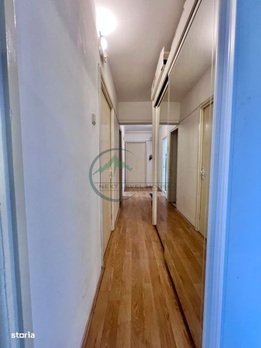 Apartament 3 camere, decomandat