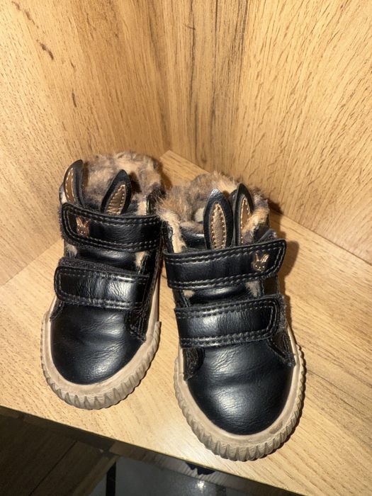 Обувь детская на девочек 20-21 размер