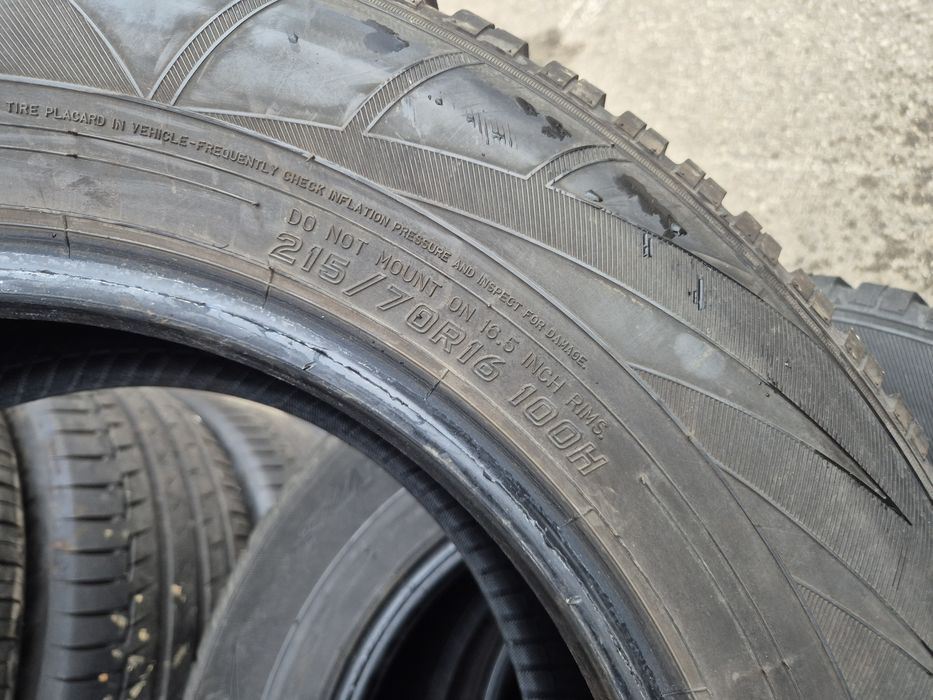 4бр. 215/70/16 Falken Eurowinter hs01 SUV зимни гуми