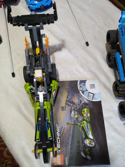 Продам фирменные Лего и машины