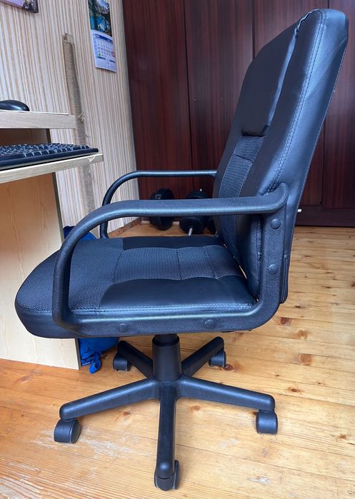 Офис стол, Ергономичен, cъстояние като ново