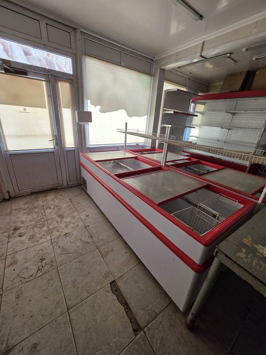 Продам морозильник