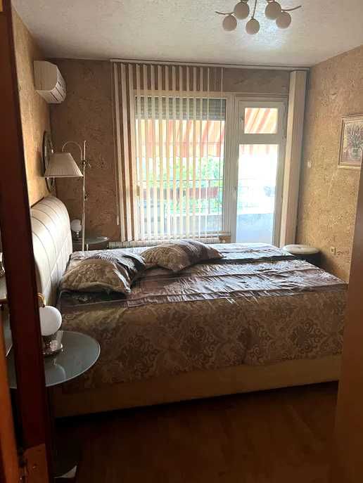 Дава се под наем Тристаен апартамент в Пловдив, Център - 120 кв.м за 475 € - Снимка #3