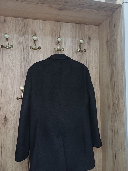 Фирменное пальто ROBERTO RIERA