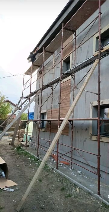 Inchiriez schela ingusta și burlan moluz