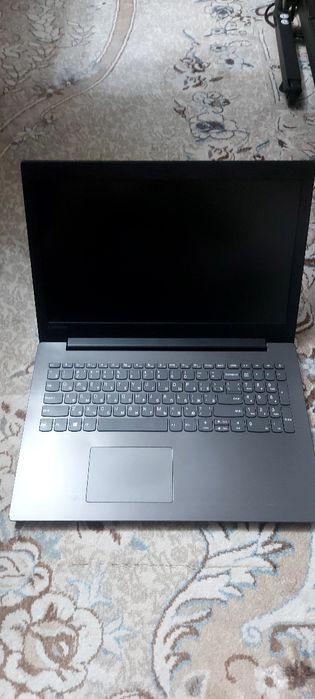 Ноутбук lenovo //