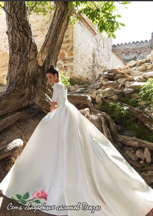 Свадебное платье