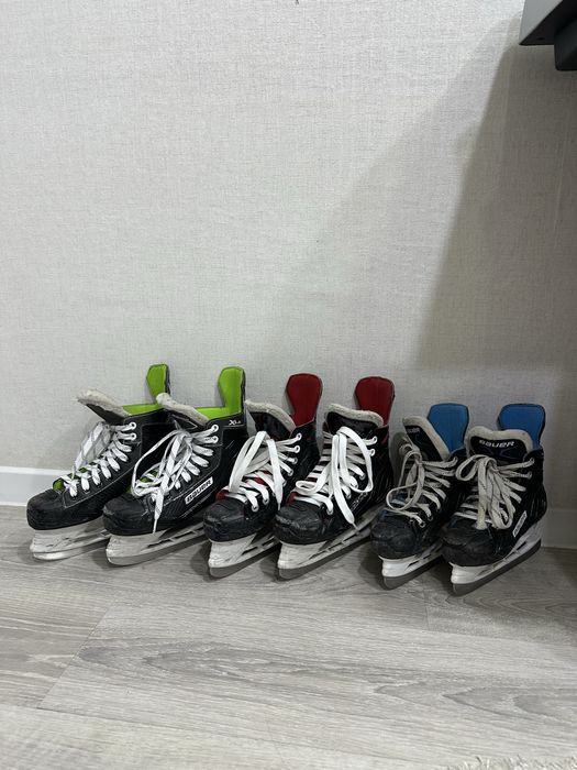 Продам коньки bauer