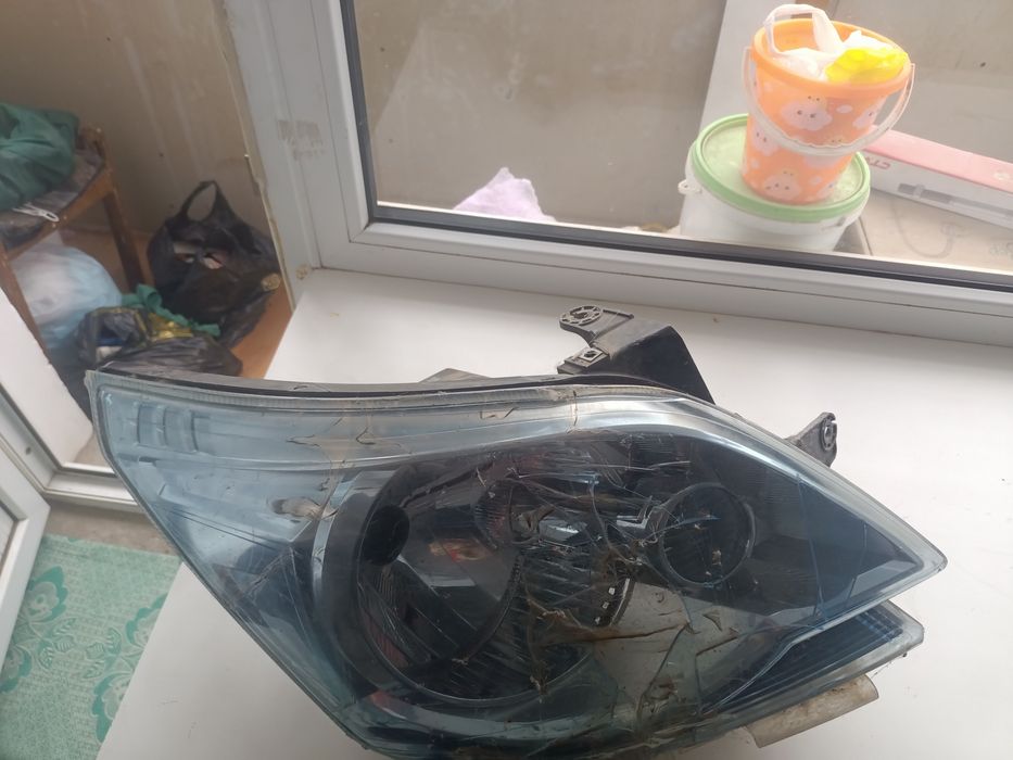 Продам фар кобальта