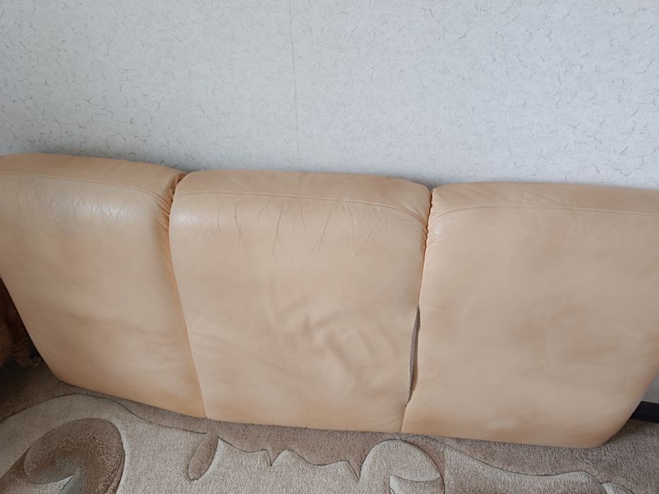 Диван трёхместный  Польша