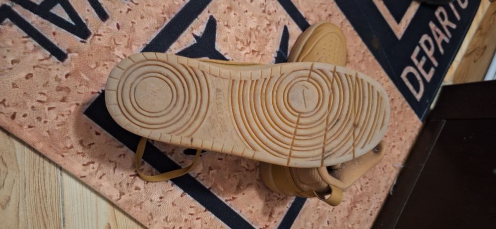 Nike Court HI 38.5 номер (24см) кафеви