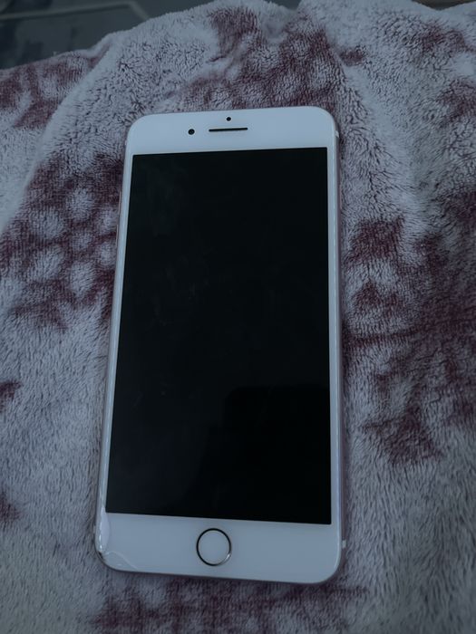 Продам айфон 7 плюс