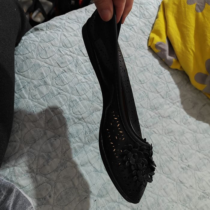 Обувь для девушки, размер 36-36,5 на узкую стопу, в отличном состоянии