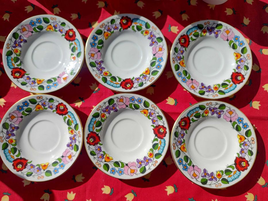 Ръчно рисуван сервиз за кафе и ваза  Kalocsa-Унгария