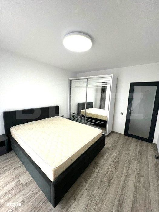 Apartament 3 camere, 65 mp, parcare, 2 balcoane, zona Pod Marasti