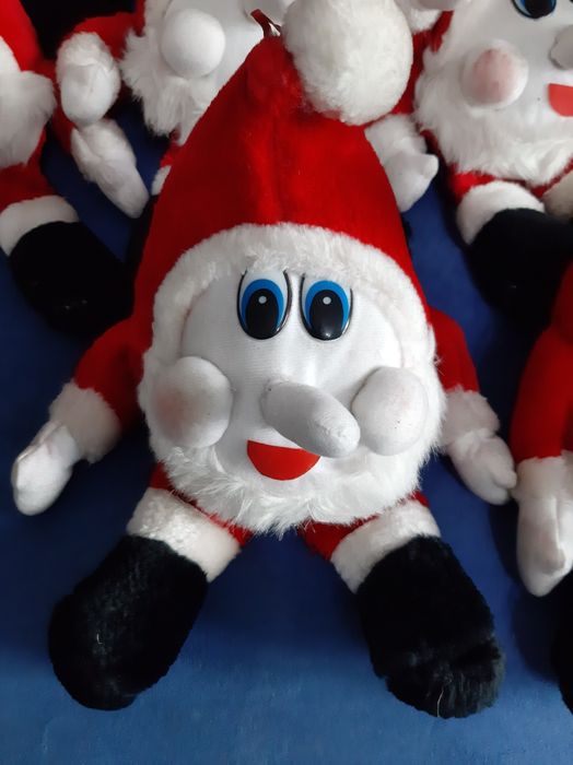 Продам игрушки Гномы