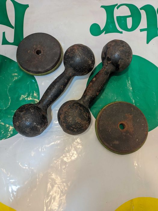 Гантели и блины, диски для разборных гантелей.