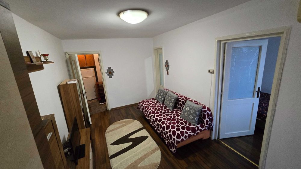 Apartament de inchiriat pentru elevi