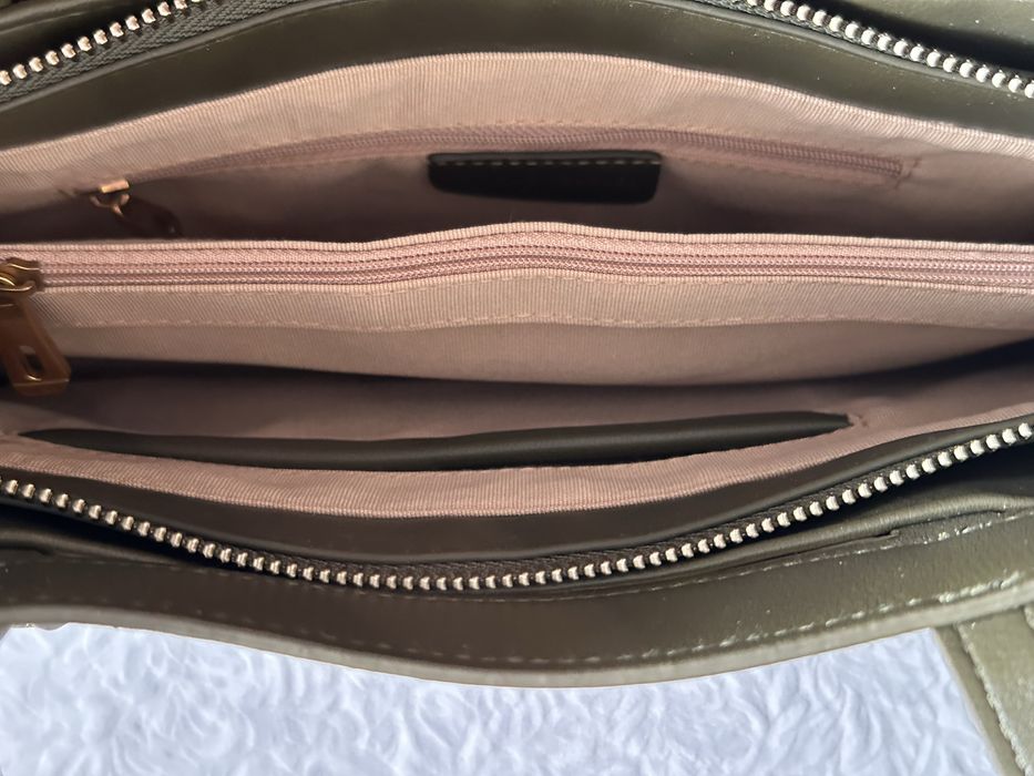 Продаю новую самку