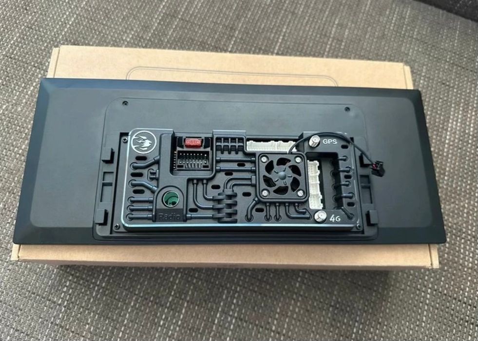 Navigație Carplay/AndroidAuto pentru
Toyota Corolla E210 2019→2023