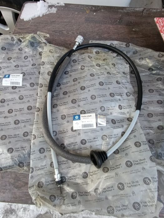Тросик спидометра "мерседес-124".